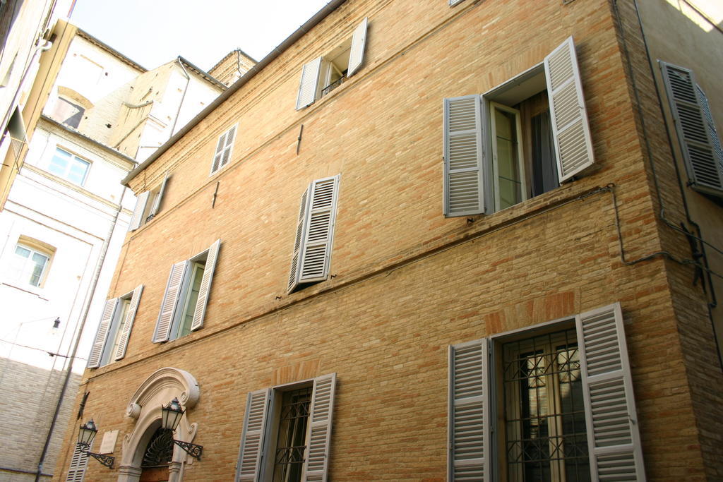 Resort A Palazzo B&B Fermo Eksteriør bilde